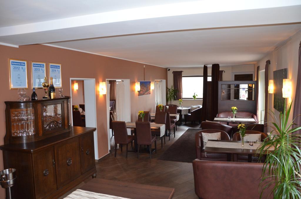 Lukas Restaurant Hotel Lounge Bar Шварцхайде Экстерьер фото